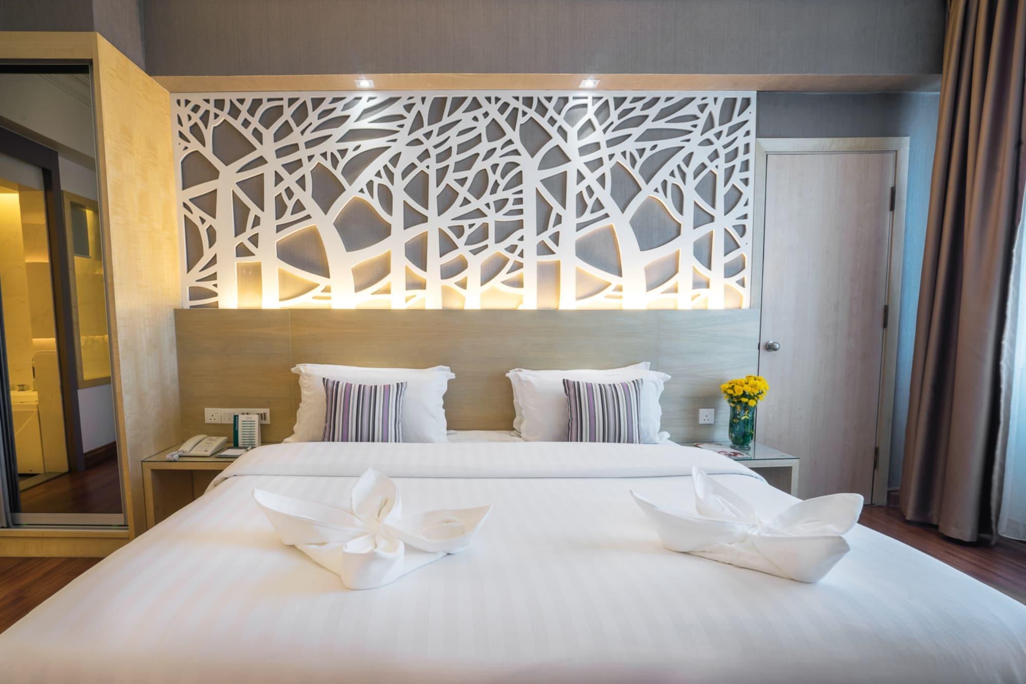 Crystal Crown Hotel Petaling Jaya Exterior photo