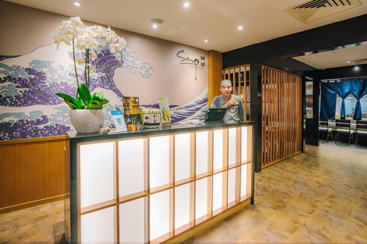 Crystal Crown Hotel Petaling Jaya Exterior photo